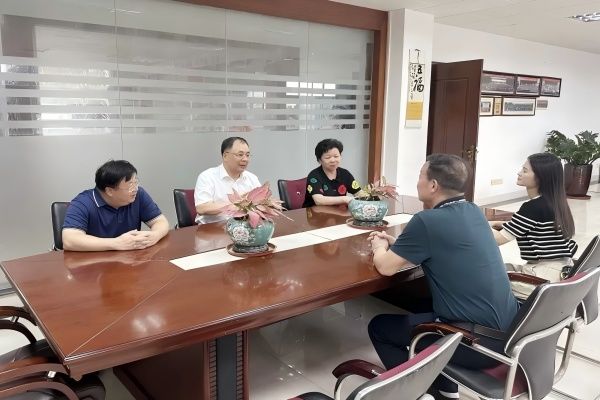 市政協(xié)副主席率隊(duì)走訪宏達(dá)機(jī)械制造（河源）有限公司